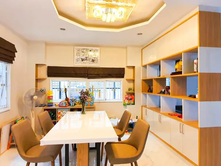 หลังรีโนเวท · ห้องทานอาหาร