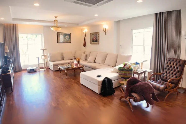 หลังรีโนเวท · ห้องนั่งเล่น