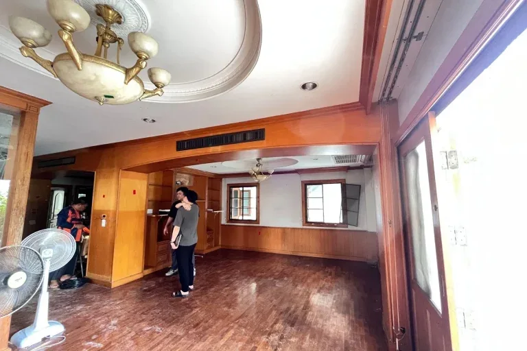 ก่อนรีโนเวท · ห้องรับแขก
