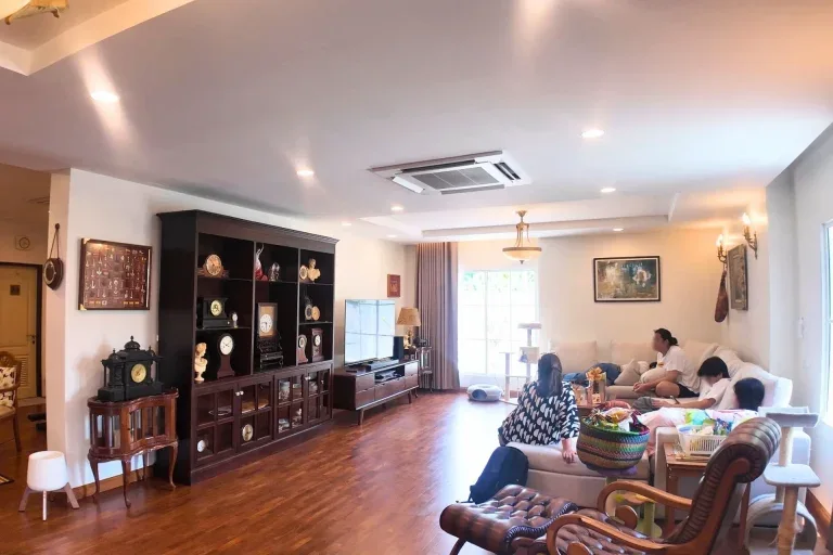 หลังรีโนเวท · ห้องรับแขก
