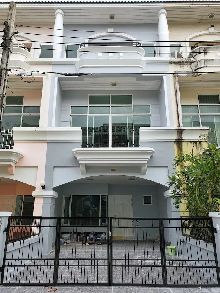บ้าน 3 ชั้นก็เปลี่ยนให้ตอบโจทย์ได้ ด้วยทีมมืออาชีพที่ใส่ใจ โดย best home
