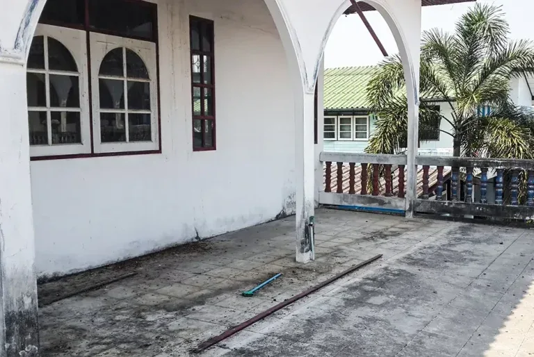ก่อนรีโนเวท · ระเบียงชั้นบน